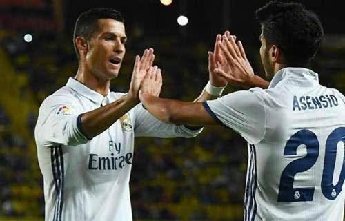  曼联主场三球大胜切尔西稳固联赛次席