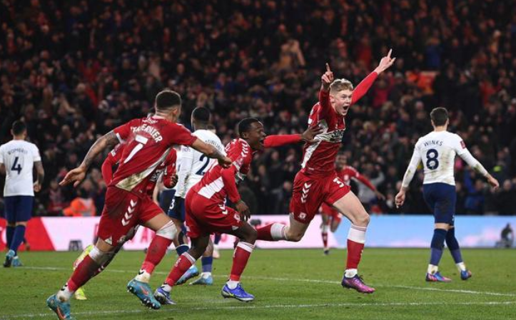  克莱蒙客场爆冷击败强敌，保级形势峰回路转  